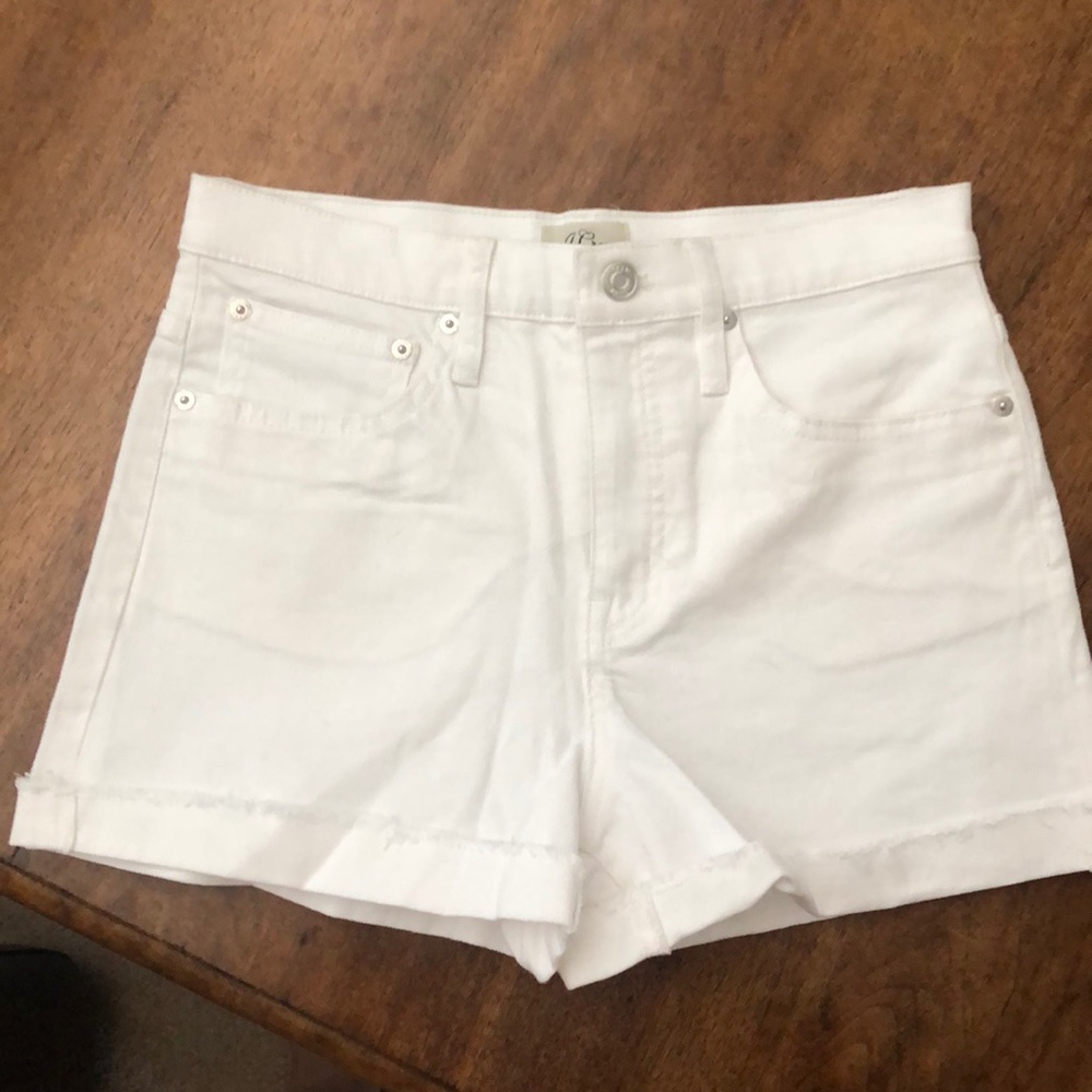 Women’s J.Crew white jean shorts size 26